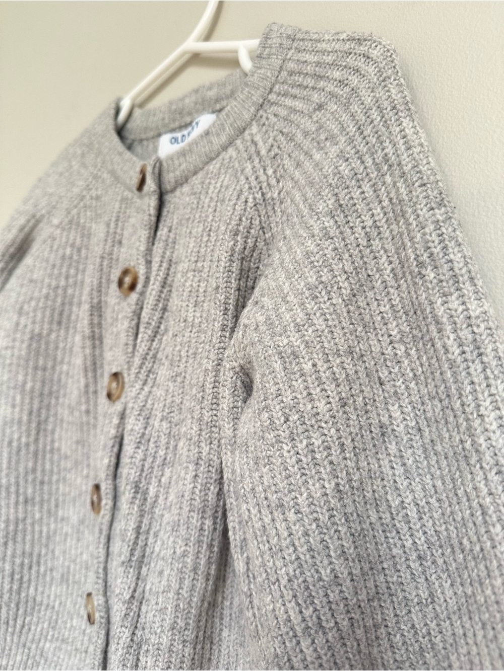 Old Navy Girls Gray Ribbed Button‑Front Cardigan 5T Long Sleeve - Picture 4 of 9